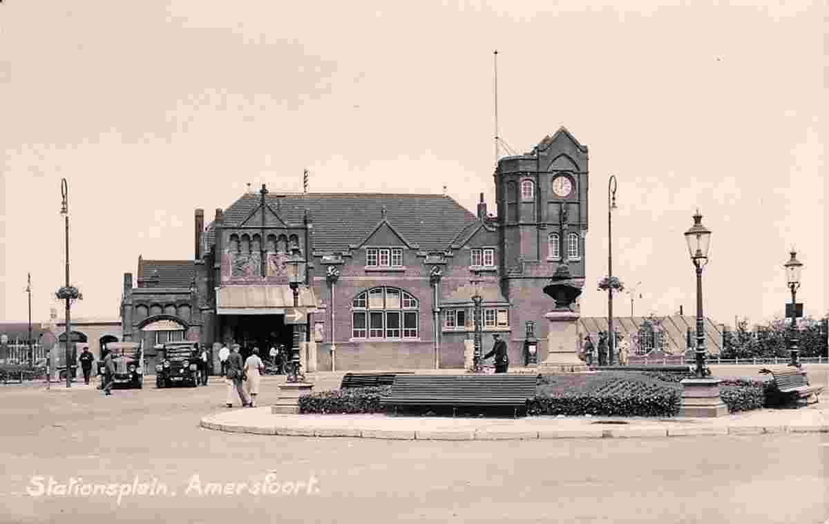 Amersfoort. Stationsplein, 1930