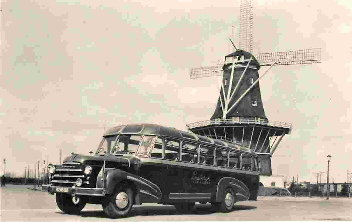 Amsterdam. Haarlem - Bus of Lindbergh Travel agencies