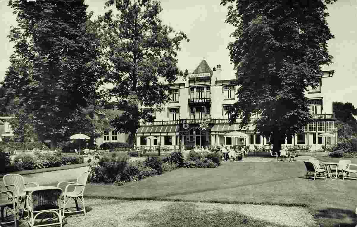 Apeldoorn. Hotel 'De Keizerskroon', 1942