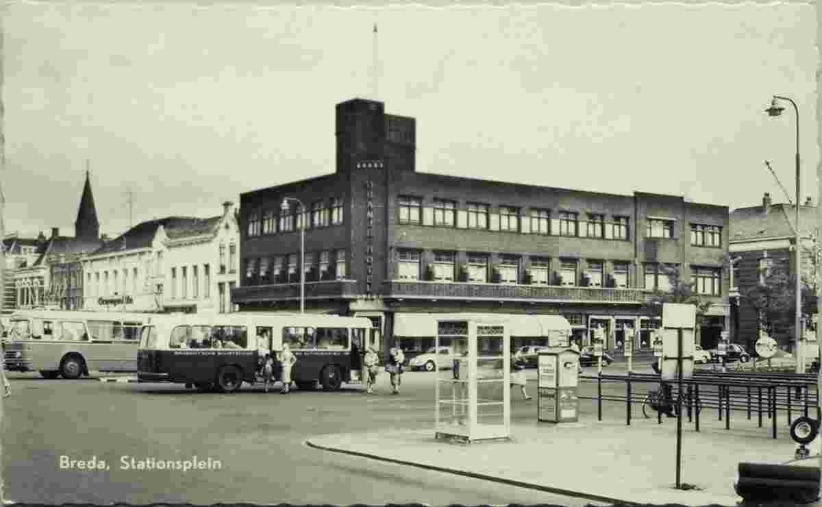 Breda. Stationsplein, 1961